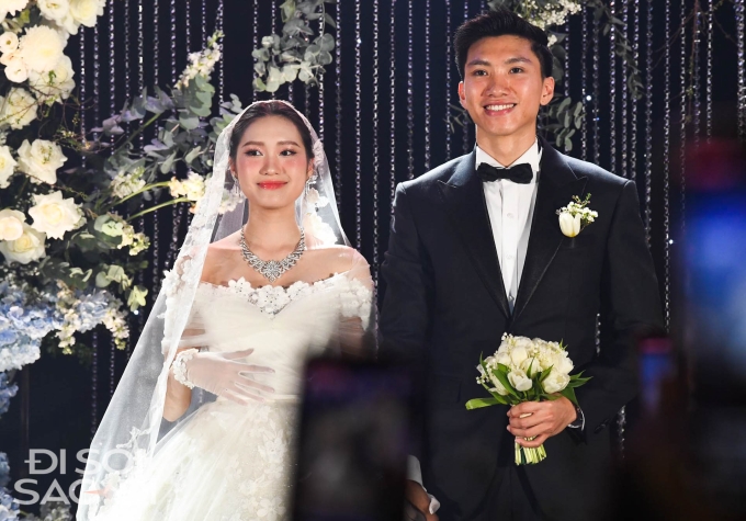 Doãn Hải My và Đoàn Văn Hậu trong đám cưới vào năm 2023.