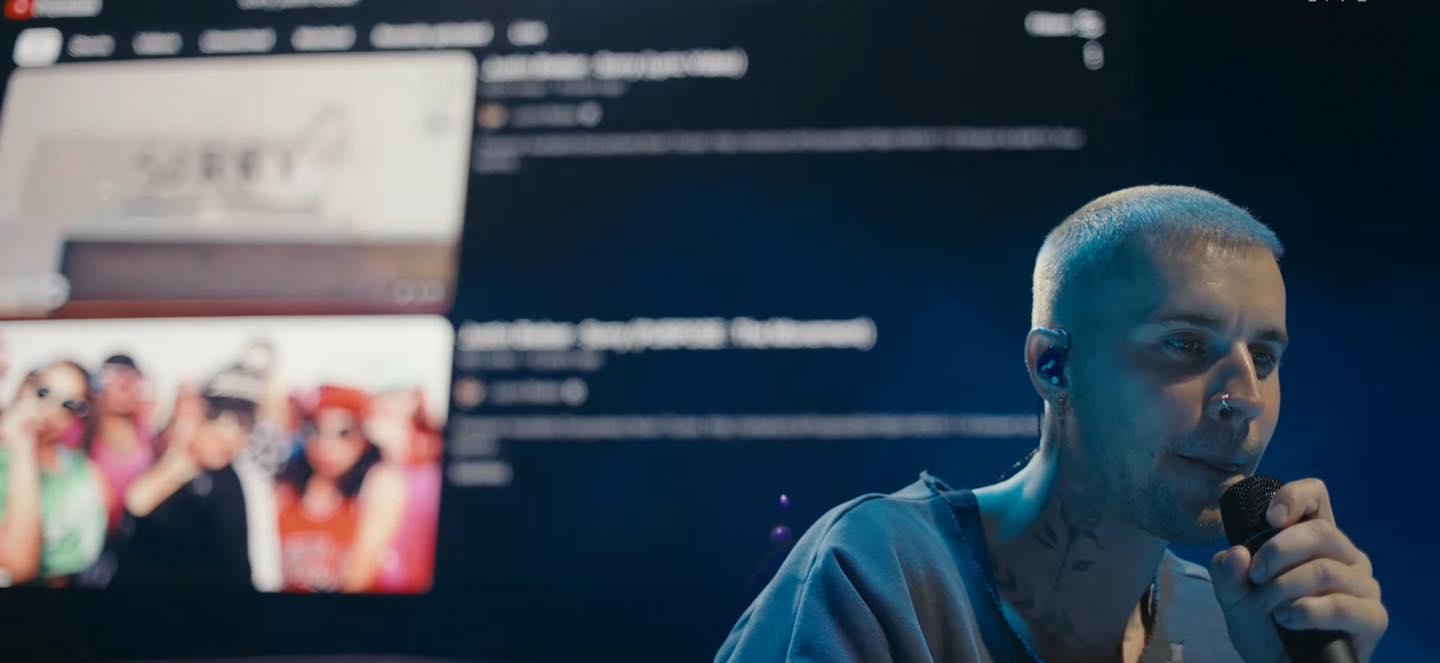 Cụm từ “Justin Bieber ru ngủ 125 nghìn người” nhanh chóng lan truyền trên mạng xã hội, phản ánh cảm nhận chung của đông đảo khán giả