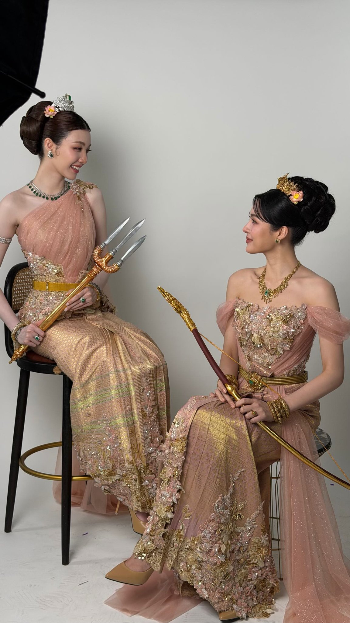 Giá trị phục sức của LingOrm khiến khán giả choáng ngợp. Ảnh: X