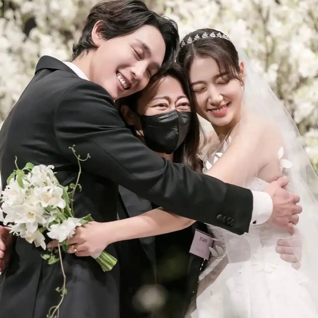 Park Shin Hye - Choi Tae Joon kết hôn cách đây 4 năm. Ảnh: Naver