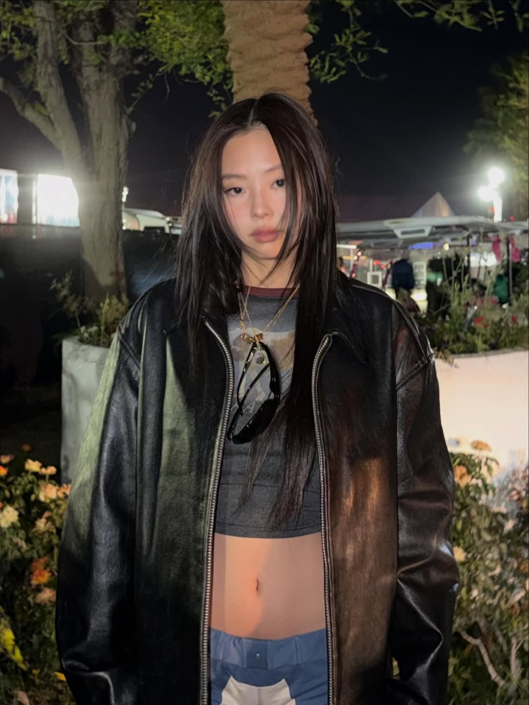 Jennie ở Coachella nhưng không được bắt gặp đi xem BIGBANG