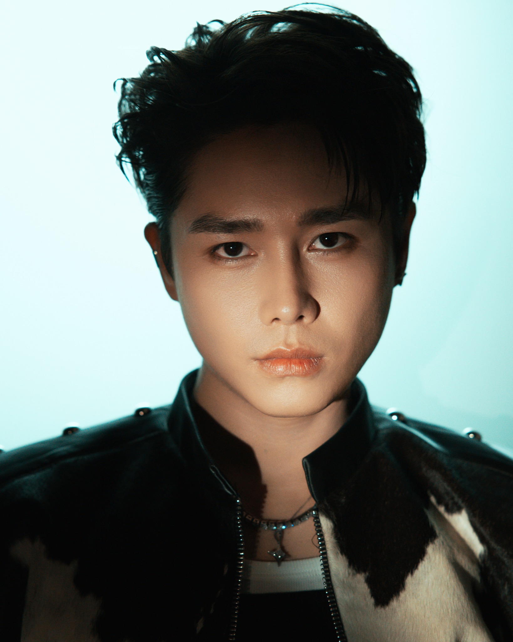 Tăng Duy Tân sở hữu cả một “chuỗi chiến thắng” với nhiều ca khúc thay nhau thống trị nền tảng video ngắn lớn nhất Trung Quốc