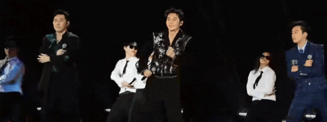 Đầu năm nay, 3 diễn viên Lý Thần, Trịnh Khải và Sa Dật thể hiện ca khúc Cắt Đôi Nỗi Sầu trong đêm nhạc mừng năm mới của đài Chiết Giang