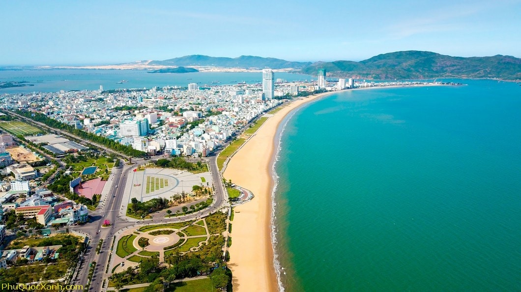 Thành phố biển Việt Nam dẫn đầu Đông Nam Á: 3 lần liên tiếp ẵm giải Du lịch sạch nhất ASEAN, thu hút 18 giáo sư Nobel ghé thăm