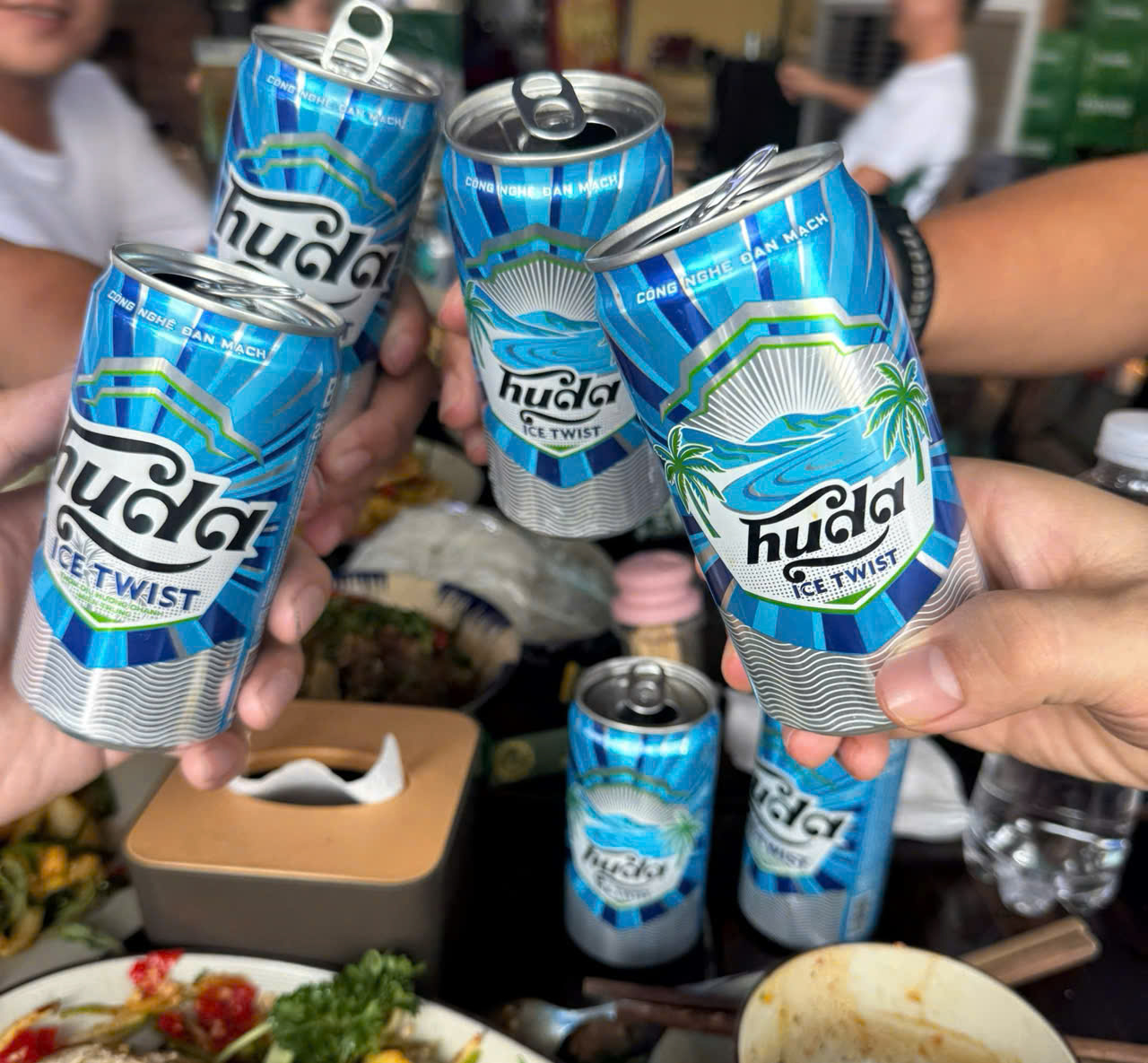 Huda Ice Twist phiên bản lon trendy 250ml: 