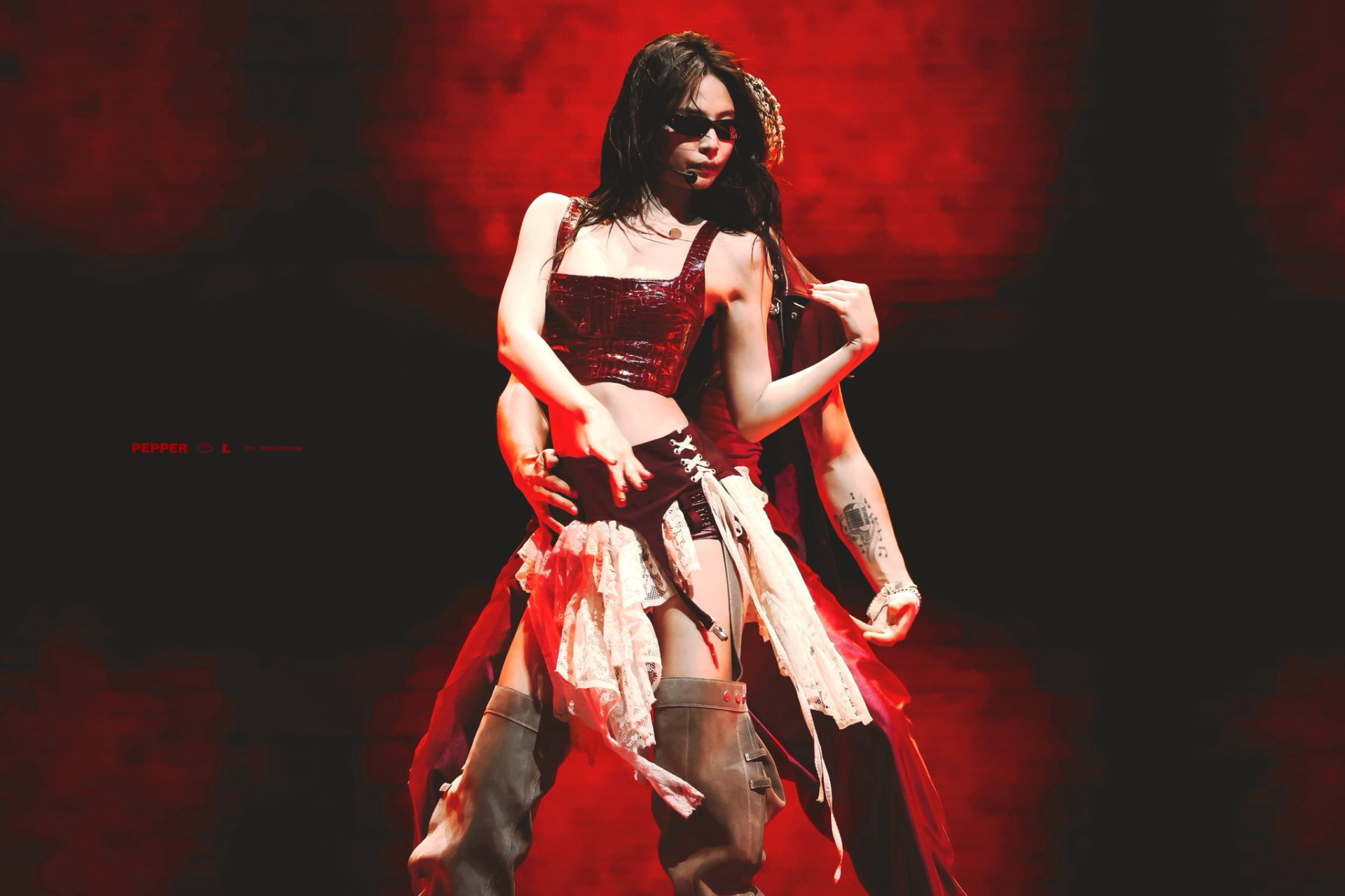 Trước đó, Jennie đã chinh phục Coachella 2025 với set diễn solo toàn bộ album Ruby vào năm 2025