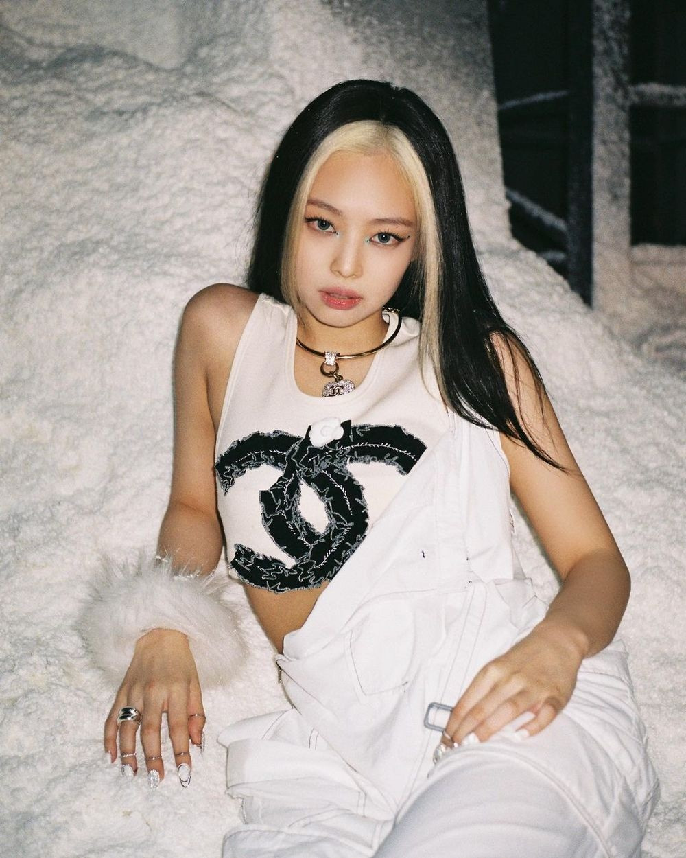 Jennie làm gì cũng thành trend