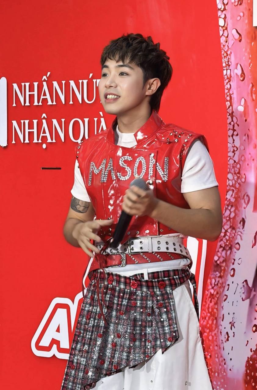 Mason Nguyễn vẫn có mặt ở sự kiện giữa lúc ồn ào đang nổ ra 