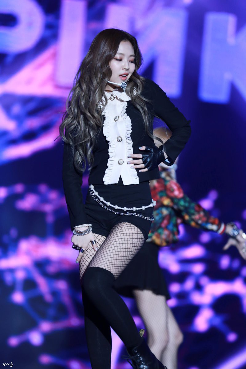 Jennie được gọi với danh xưng công chúa YG từ thời mới debut