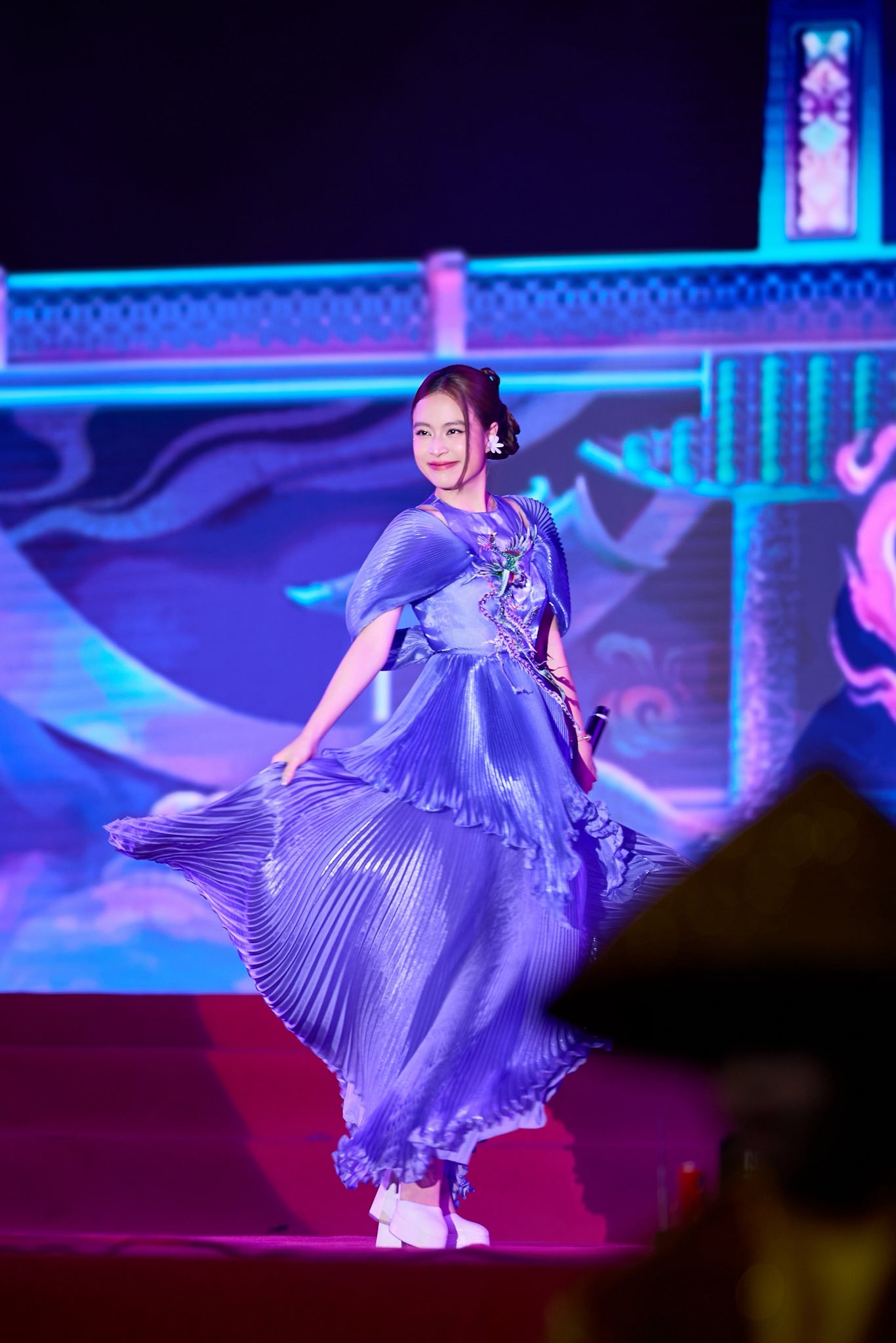 Âm thanh tuyền thống Việt Nam đã được lan tỏa qua hàng triệu video sử dụng ca khúc See Tình