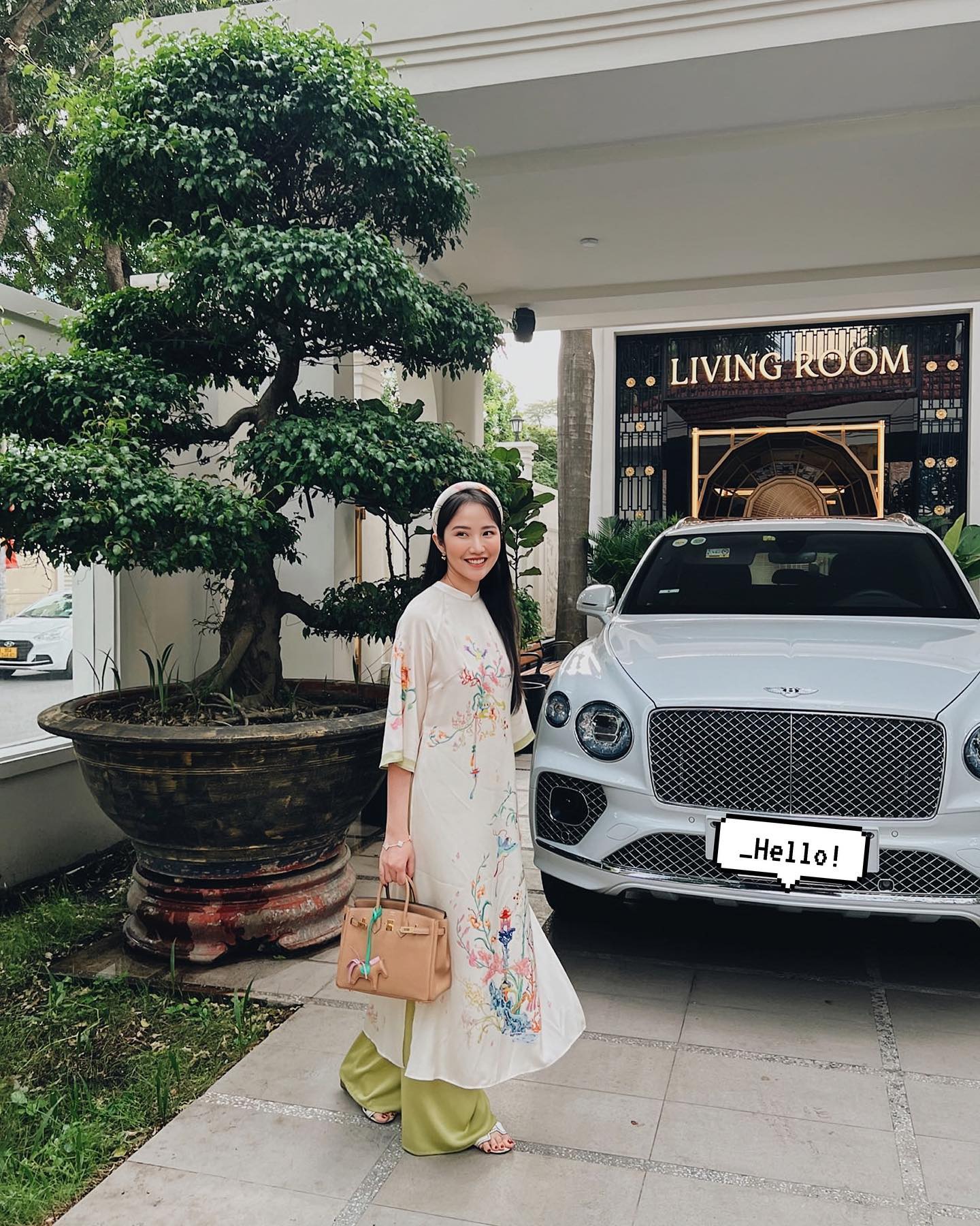 Chiếc Bently được Primmy Trương đăng trong dịp Tết 2023