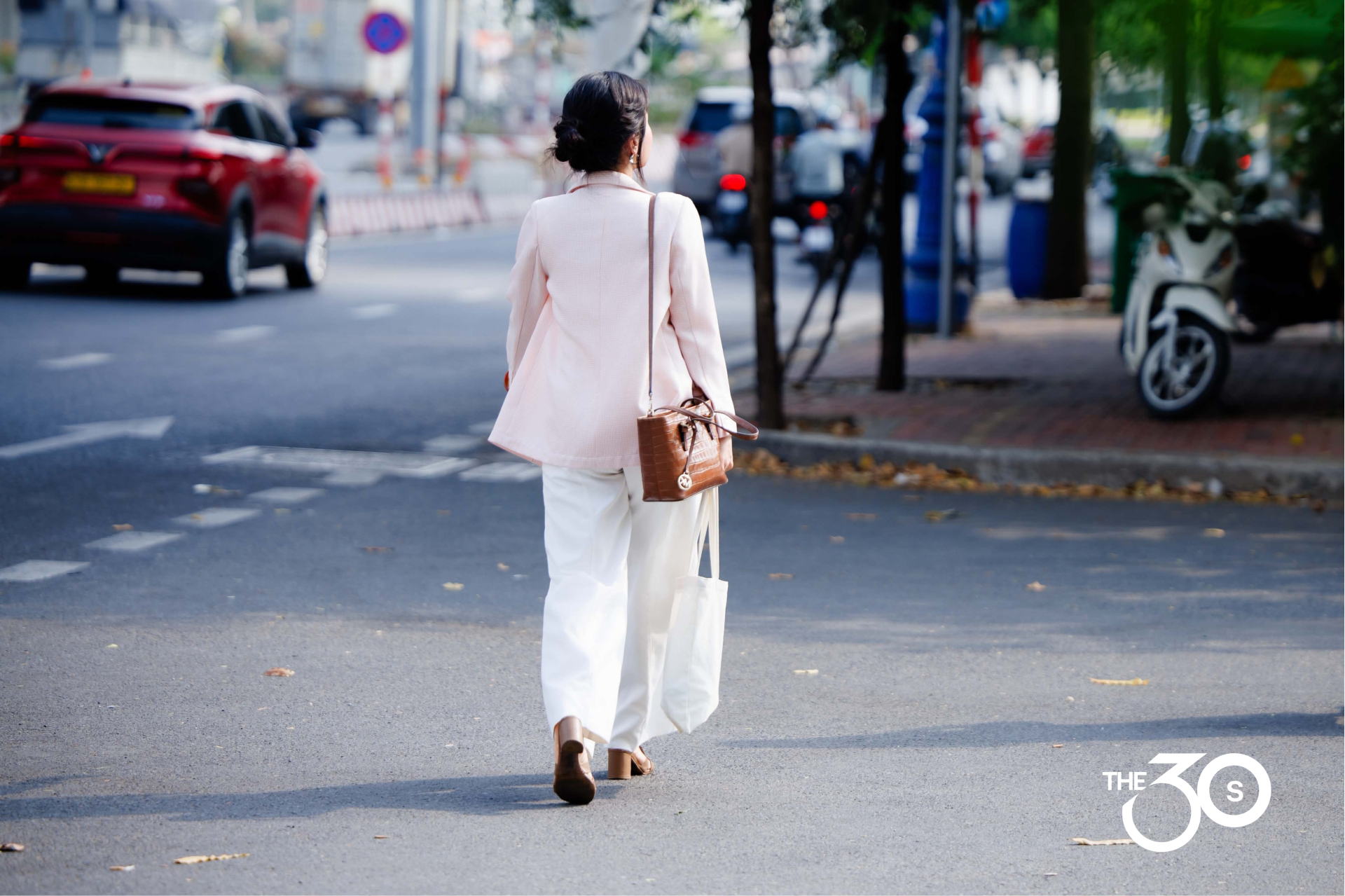 Cất ô tô đi metro, “chị Dung” ở TP.HCM tiết kiệm 52 triệu một năm: Mua vàng, ăn sang cũng thấy an tâm hẳn