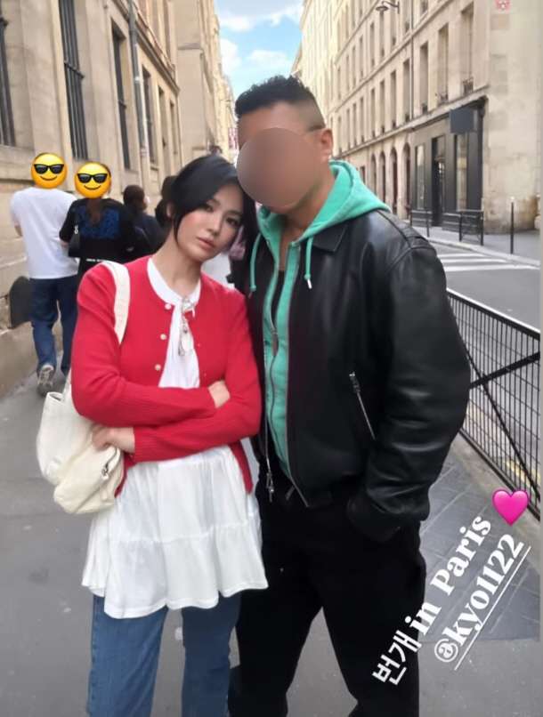 Nhiều khán giả không khỏi lo lắng khi chứng kiến diện mạo hiện tại của nữ minh tinh sinh năm 1981. Người hâm mộ hy vọng Song Hye Kyo sẽ tăng cân vì điều đó không chỉ tốt cho sức khỏe nữ diễn viên mà còn giúp cô thăng hạng nhan sắc. Ảnh: IGNV