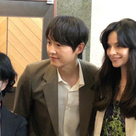 Nhan sắc đẹp bất chấp ảnh chưa chỉnh sửa của cặp vợ chồng nổi tiếng đã nhận được nhiều lời khen ngợi từ truyền thông và công chúng. Ảnh: X