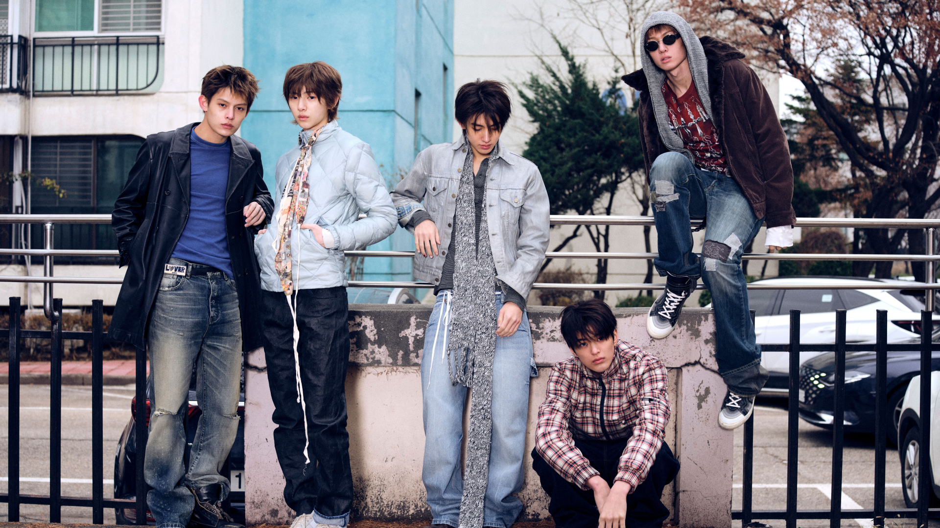  Cả 5 thành viên Martin, James, Juhoon, Seonghyeon và Keonho đều trực tiếp tham gia viết lời, sáng tác sau một đợt song camp tại Los Angeles (ảnh: bighit)