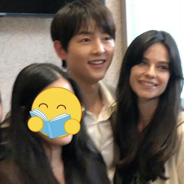 Nhan sắc thật của vợ Song Joong Ki 