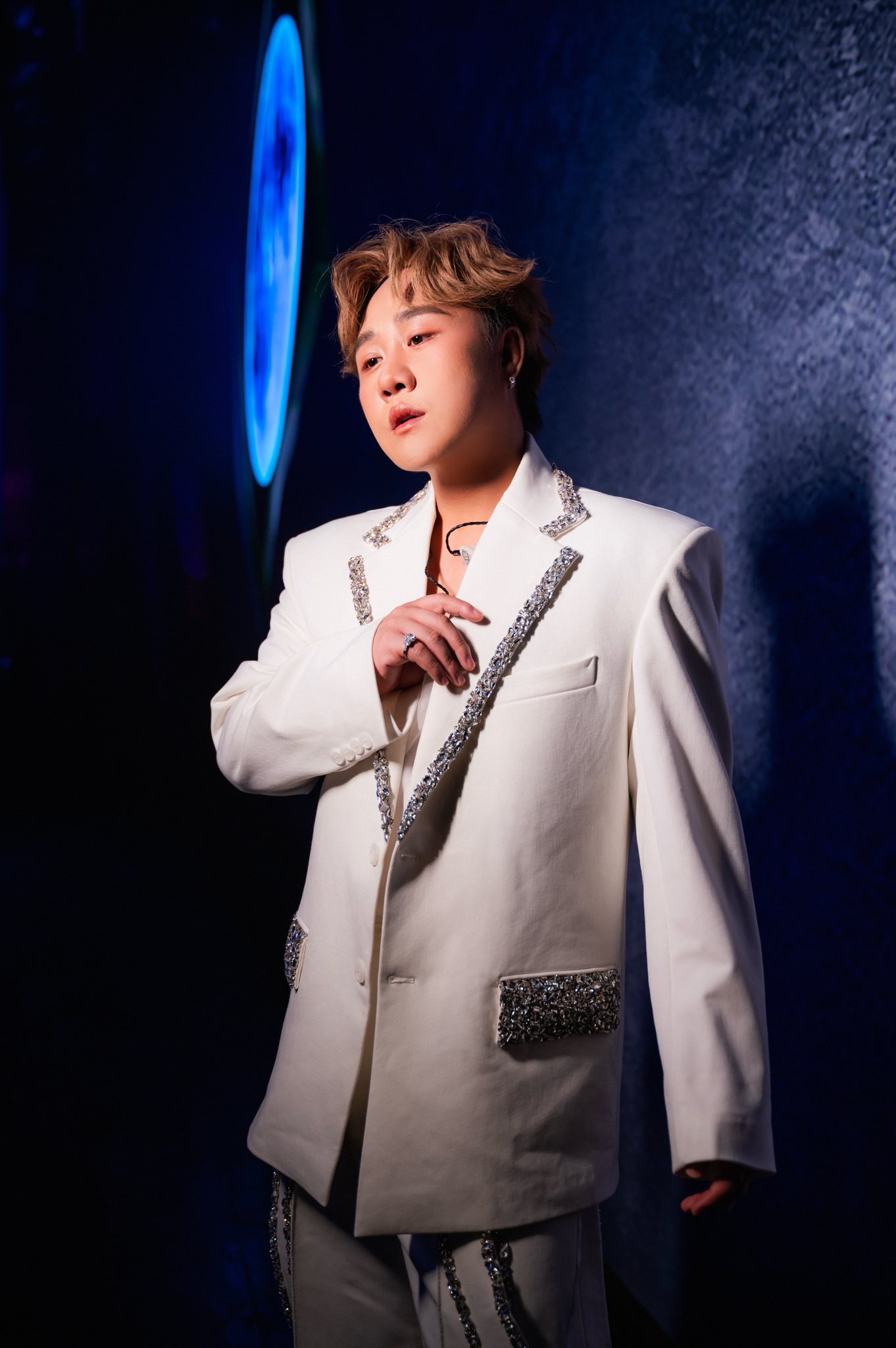 Trung Quân Idol từng tiết lộ bán nhà để làm liveshow