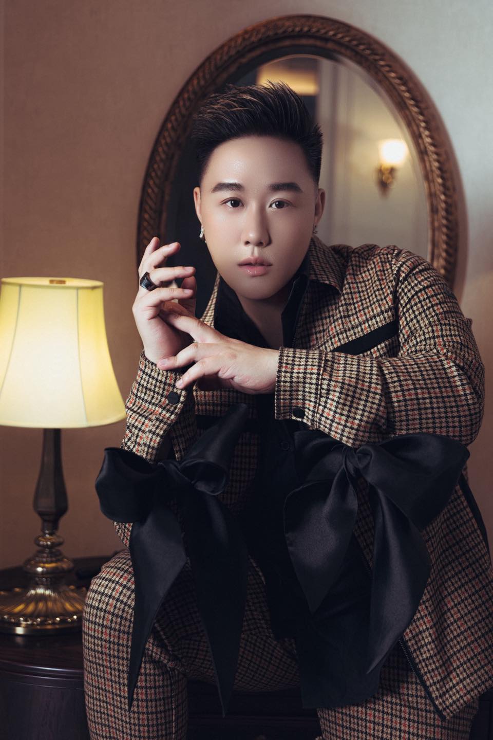 Trung Quân Idol chưa có phản hồi nào về việc bị nhắc tên tring drama