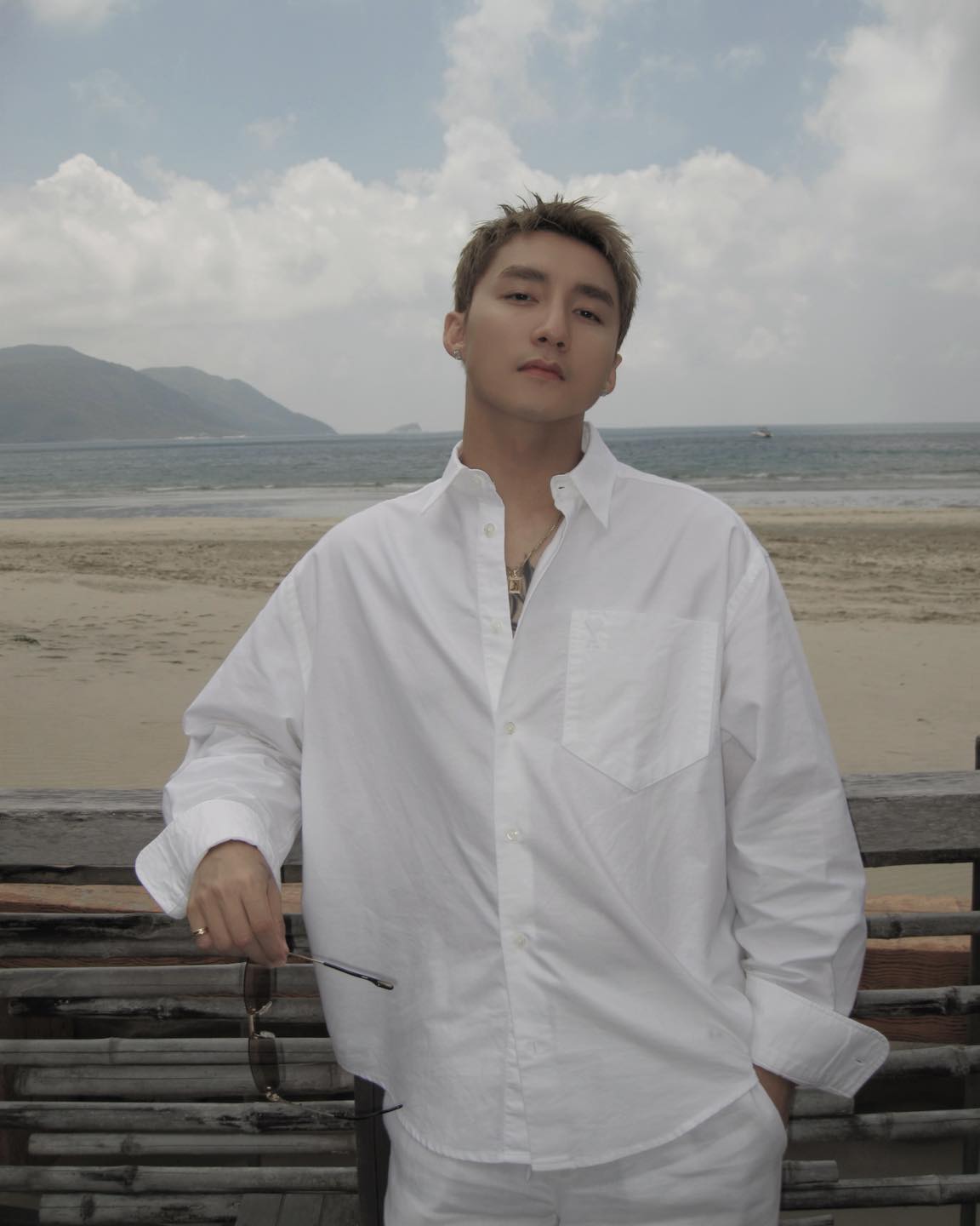 Hành trình của Sơn Tùng M-TP là một trong những câu chuyện đặc biệt nhất của Vpop: từ một hiện tượng mạng bước lên vị trí ngôi sao hàng đầu và xây dựng được cả một “đế chế” âm nhạc độc lập (ảnh: FBNV)