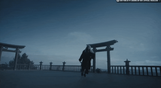 Sơn Tùng và cú nổ năm 2017 với Lạc Trôi