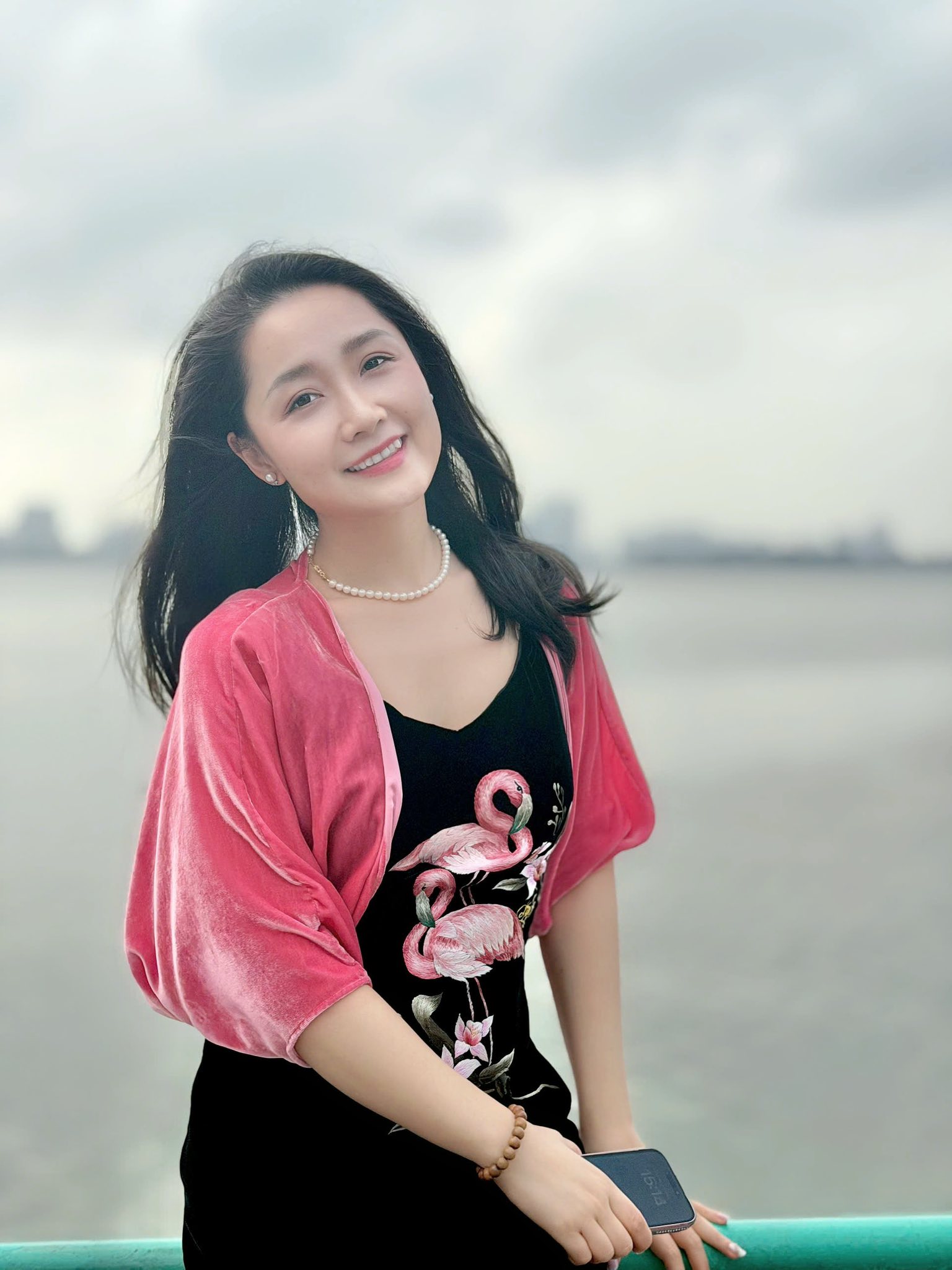 Ở tuổi U40, BTV Thu Hà thích tận hưởng những khoảnh khắc yên bình