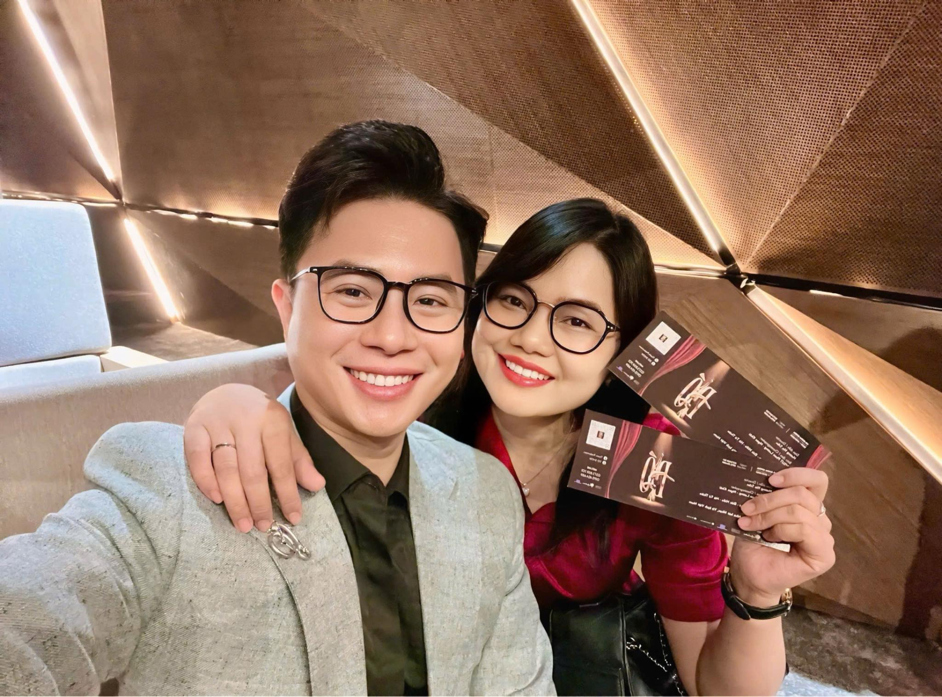 Vợ chồng MC Lê Anh