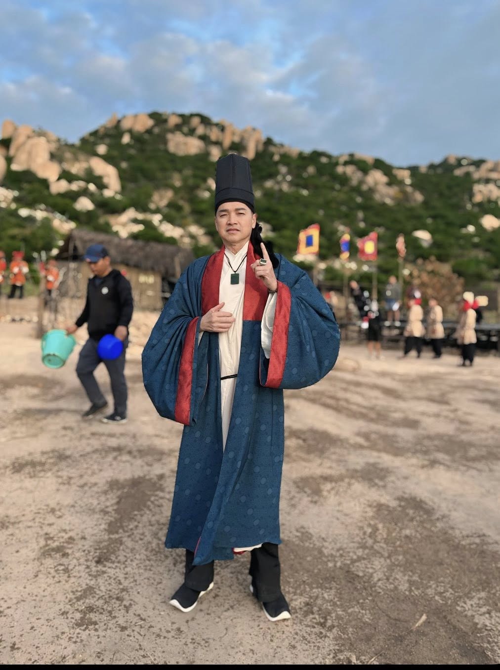 Gần đây nghệ sĩ Quang Minh liên tục góp mặt trong các dự án điện ảnh với vai phụ