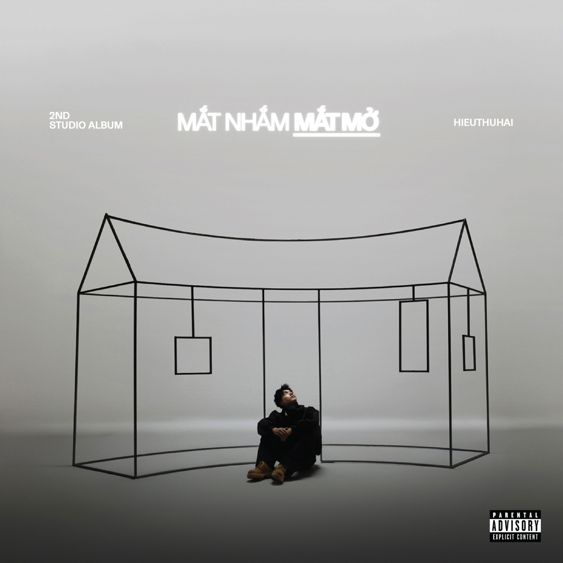  Album phòng thu thứ hai Mắt Nhắm Mắt Mở của HIEUTHUHAI đã chính thức ra mắt tối 22/4/2026