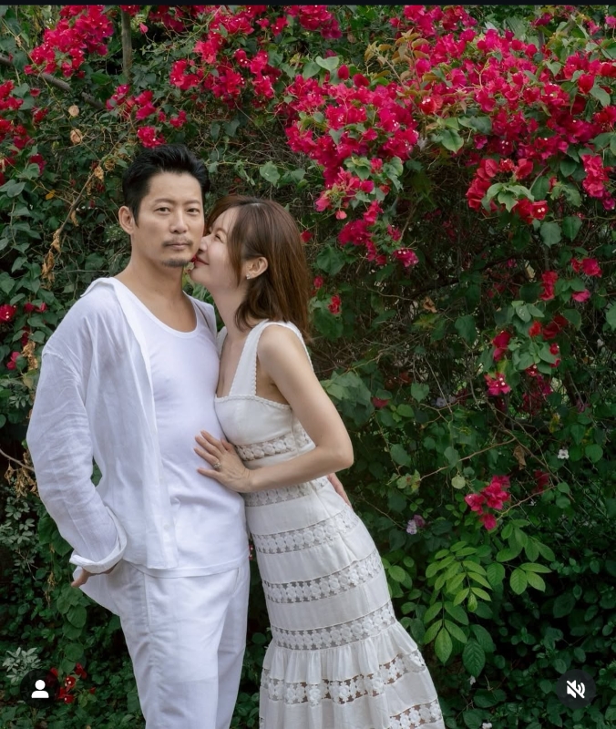 Keiji Kuroki toang với doanh nhân Reika Miyazaki, tan mộng làm chồng đại gia. Ảnh: Yahoo News