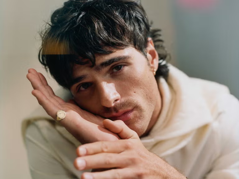 Jacob Elordi là chàng thơ mới của Hollywood. Ảnh: X