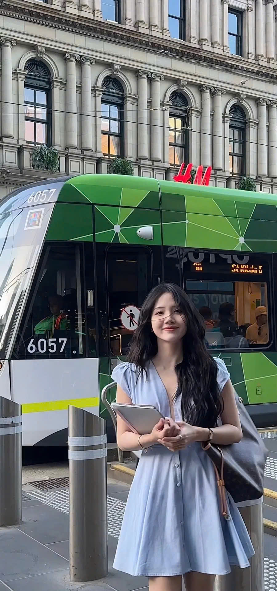 Tuyết Xuân trong chuyến du lịch Úc.