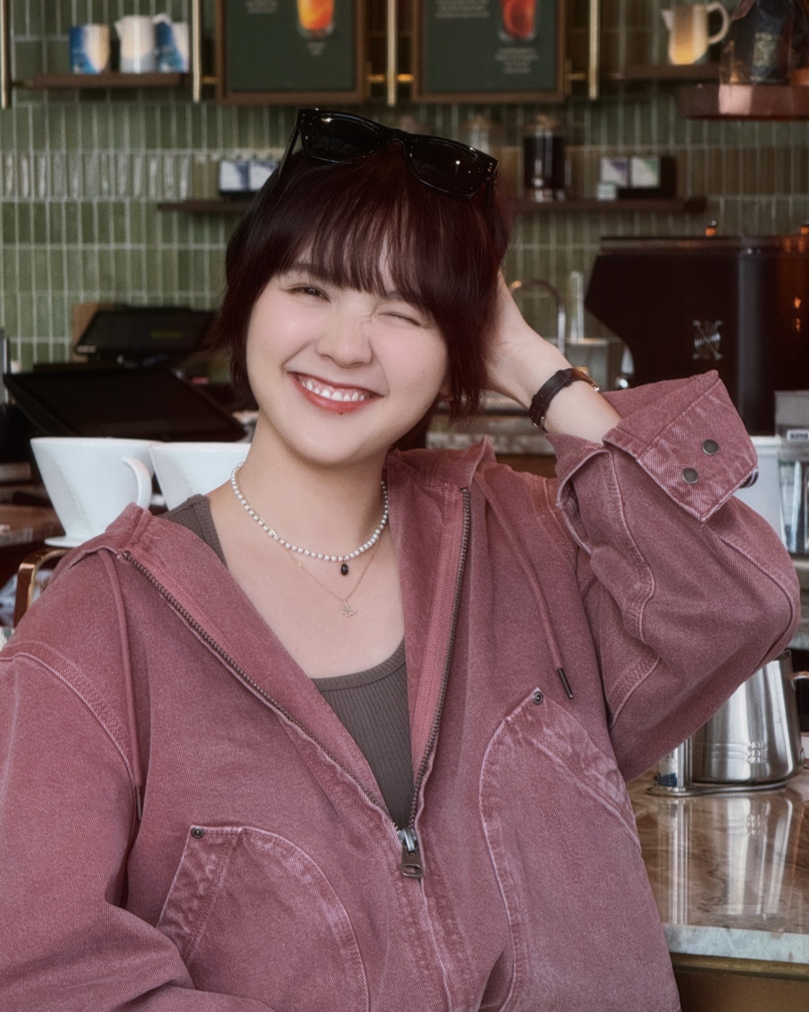 Bộ ảnh sau Tết của Hải Tú khiến dân tình tranh luận vì cho rằng người đẹp sinh năm 1997 tăng cân đến mất nét