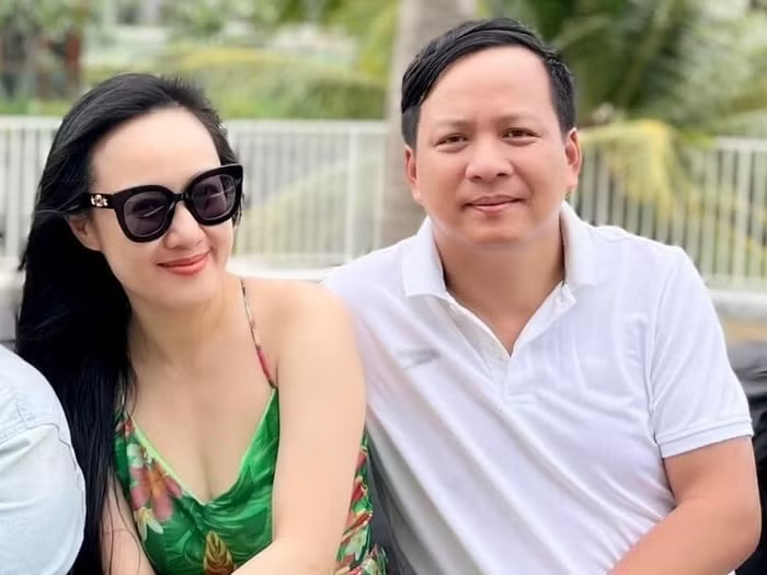 Hình ảnh hiếm hoi của chồng được Hoài Anh đăng tải