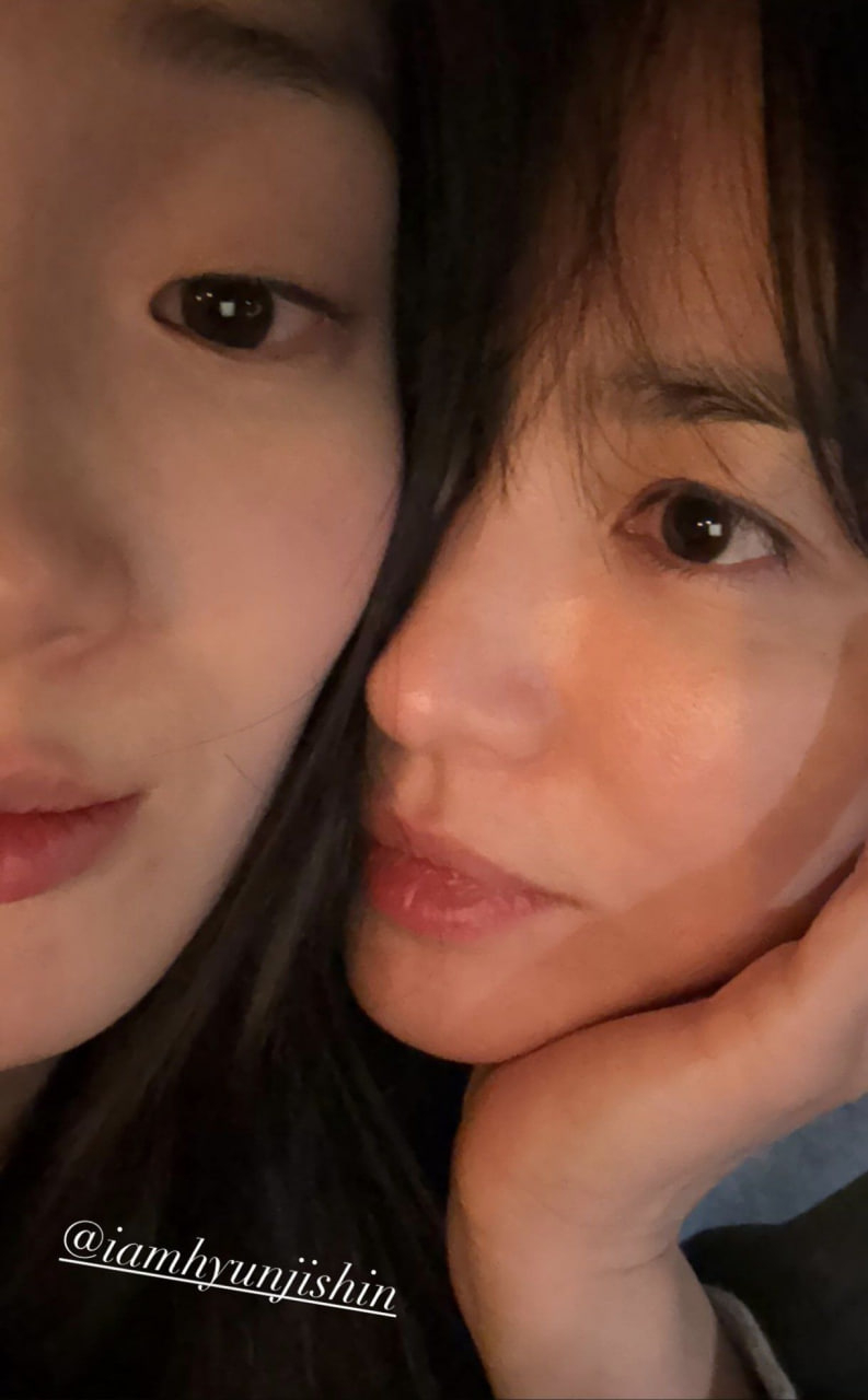  Bạn thân Song Hye Kyo và Jennie kết hôn bí mật, định không cho ai biết nhưng đúng 1 ngày trước đám cưới lại bại lộ hết