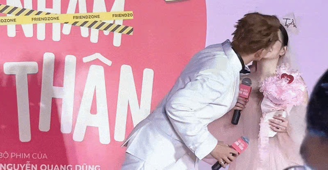 Chuyện tình cảm của Trần Ngọc Vàng khá kín tiếng, rầm rộ nhất có lẽ là lần nam diễn viên vướng tin 