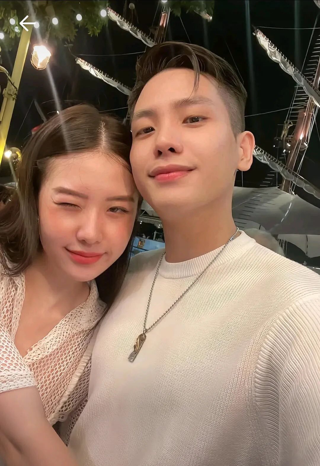 Có thể thấy Lê Khanh là người đồng hành với Quân A.P trong nhiều cột mốc sự nghiệp