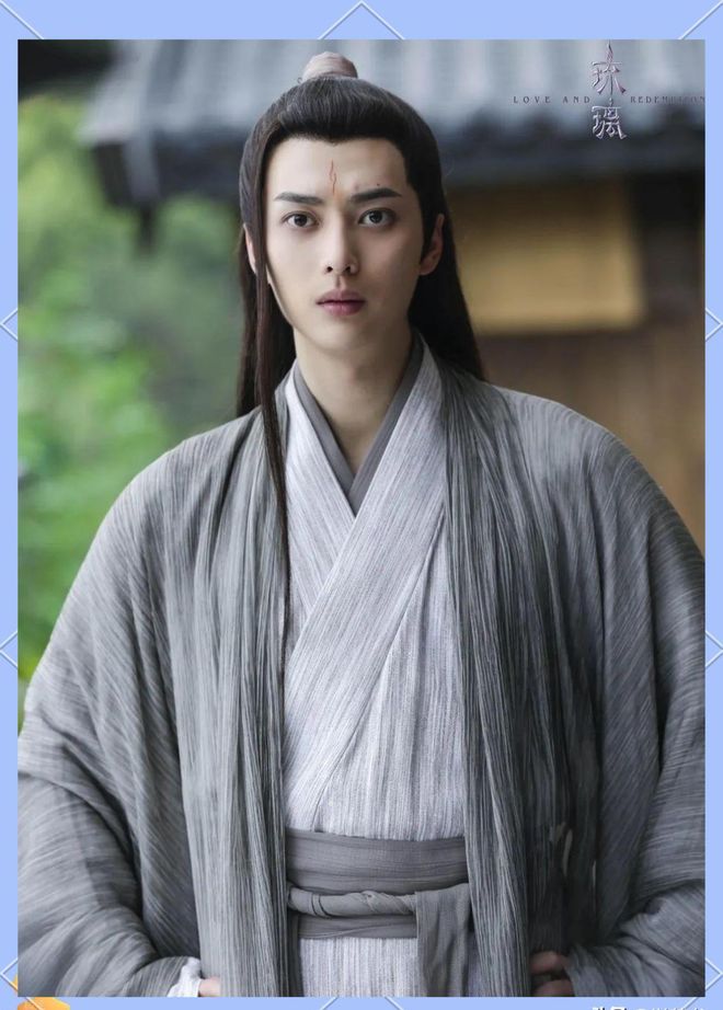 Nam diễn viên 9X điển trai biến mất khỏi showbiz suốt 3 năm, nay công khai vợ hơn 8 tuổi và con gái sinh non nặng có 1,18kg