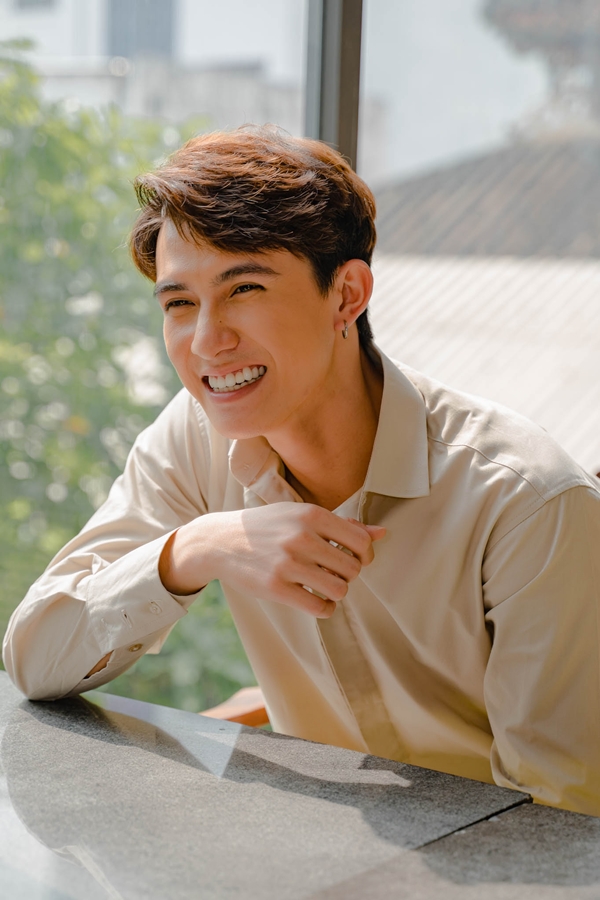 Có thể thấy gu thời trang của Trần Ngọc Vàng cũng dừng ở mức cơ bản