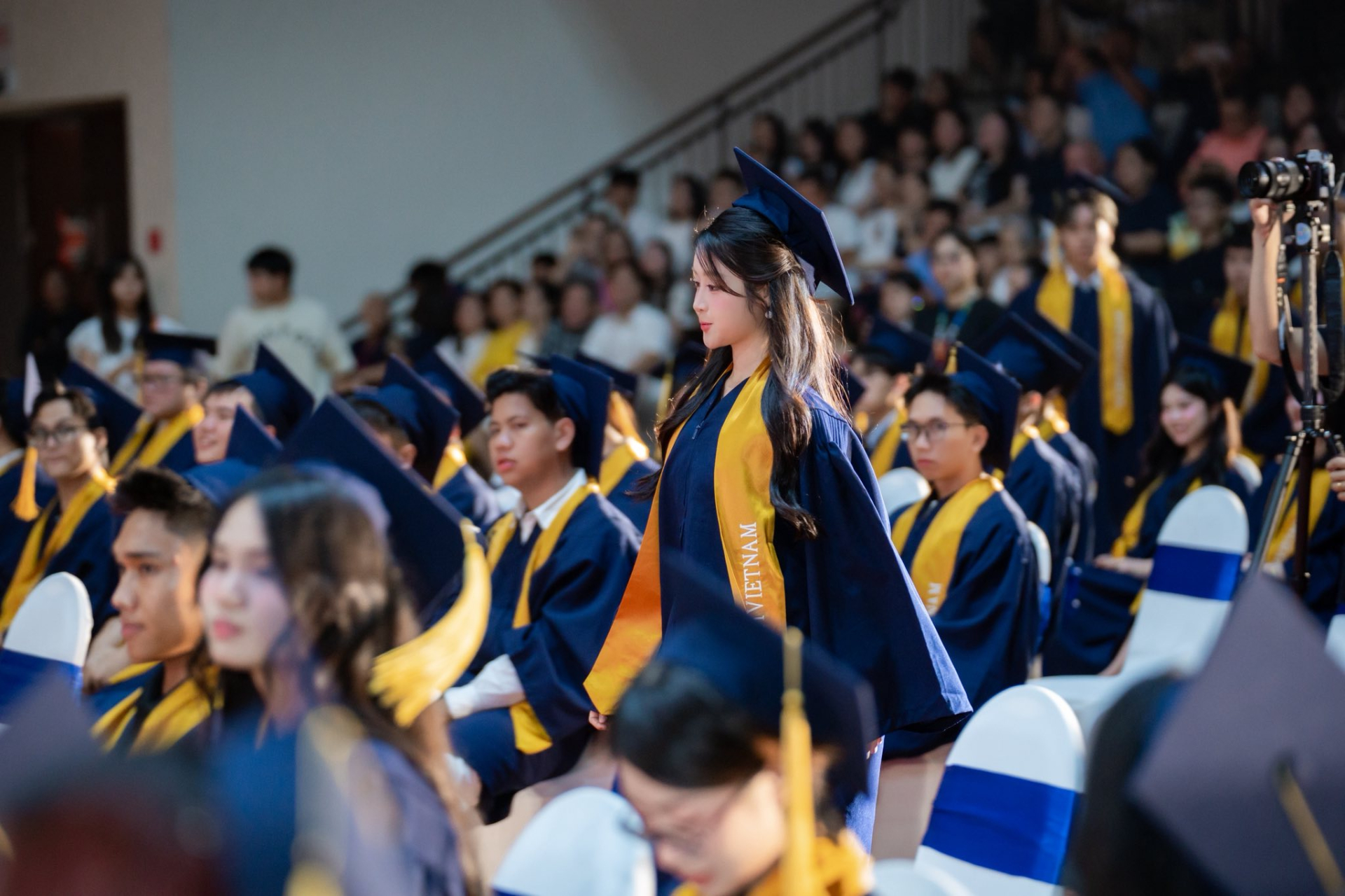 Dù đóng phim từ nhỏ nhưng Bảo Ngọc luôn ưu tiên việc học tập 