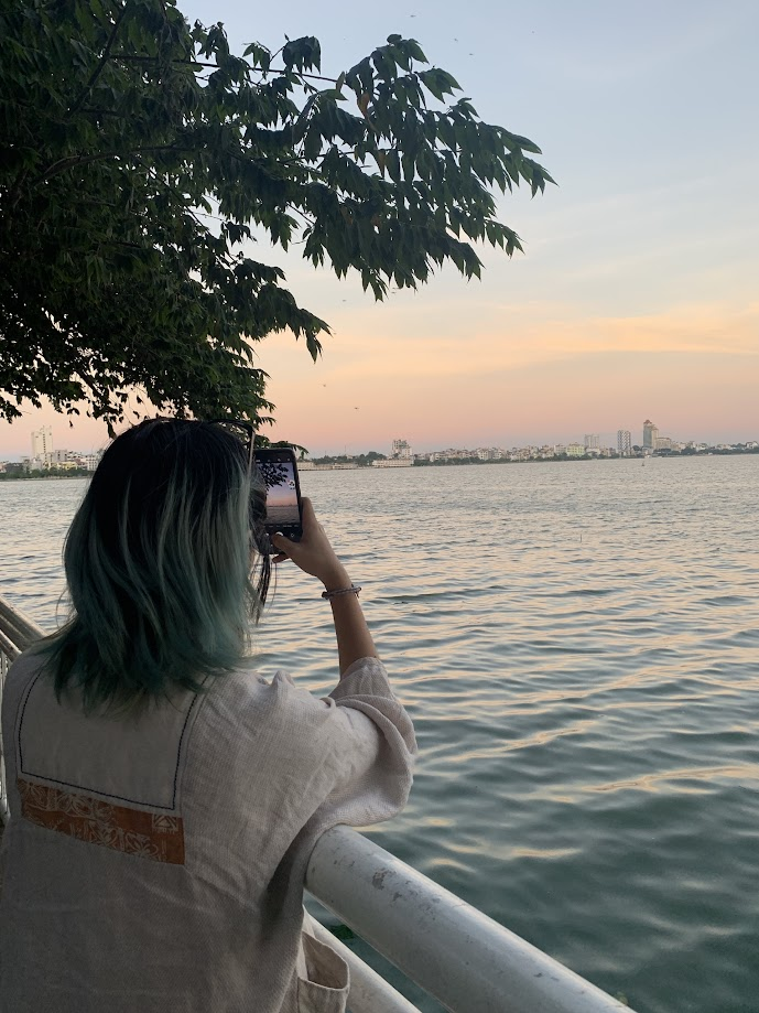 Thứ Hai lạ lẫm: Book khách sạn tại Hà Nội, ở trong 3 ngày 2 đêm để “đổi view” làm việc