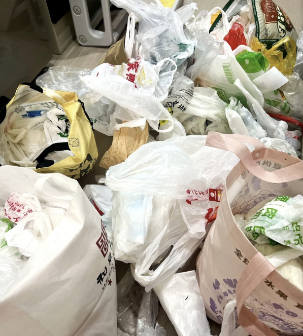 Ngừng tích trữ 9 món đồ này: Nhà tôi sạch như khách sạn, dọn dẹp mất đúng 5 phút