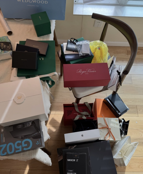 Ngừng tích trữ 9 món đồ này: Nhà tôi sạch như khách sạn, dọn dẹp mất đúng 5 phút