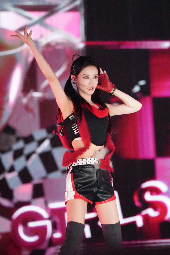 Cầu trời đừng để Trang Pháp chung team với Chị Đẹp này: Xấu tính nhất show không ai ưa, giở trò chơi bẩn với cả đồng đội