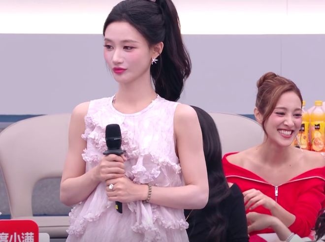 Hà Tuyên Lâm đã bị đồng đội vạch mặt tâm cơ, ích kỷ ngay trên sóng trực tiếp. Ảnh: 163. 