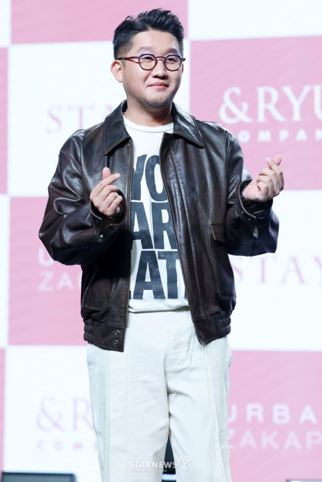 Nam ca sĩ bao biện rằng sản phẩm không có bơ, nhưng có hương vị êm dịu được ví như bơ. Ảnh: X