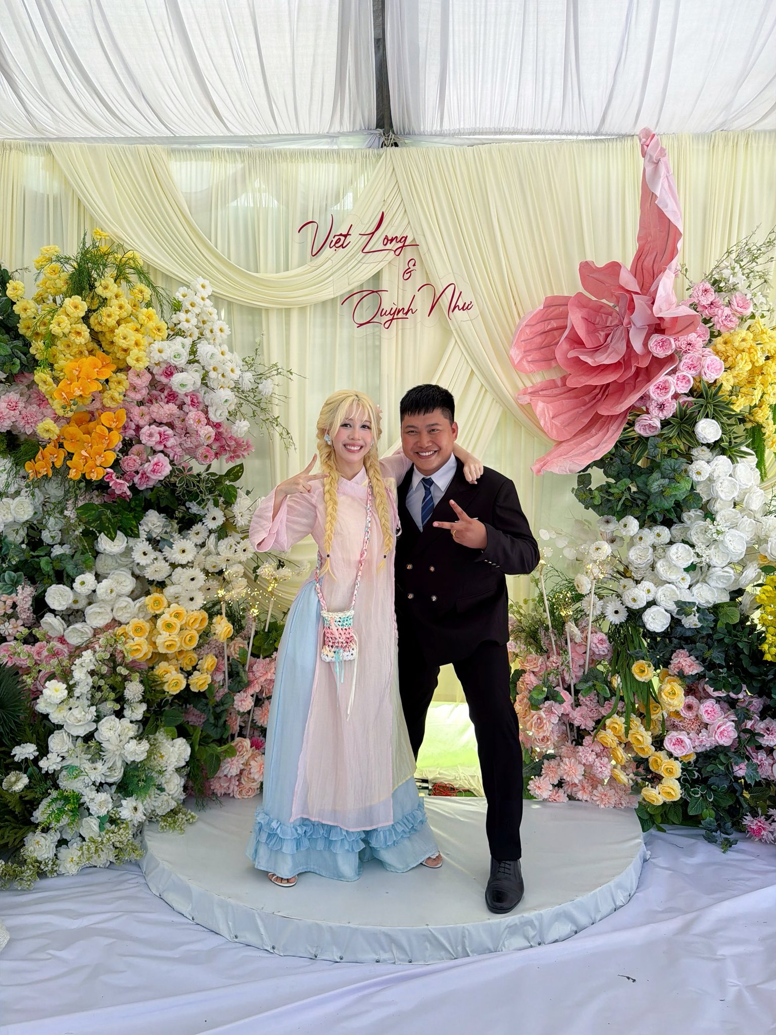 Hậu Hoàng nôn nao dự cưới Mũi trưởng Long vào hôm nay 