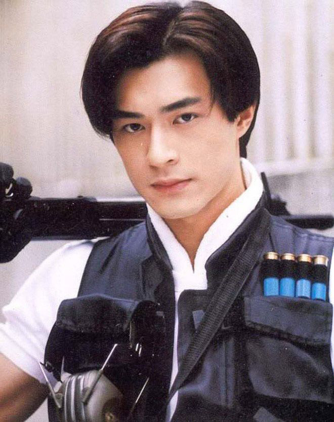 “Dương Quá” Cổ Thiên Lạc đã bí mật cưới 10 năm và có con trai, vợ là Tuyên Huyên?