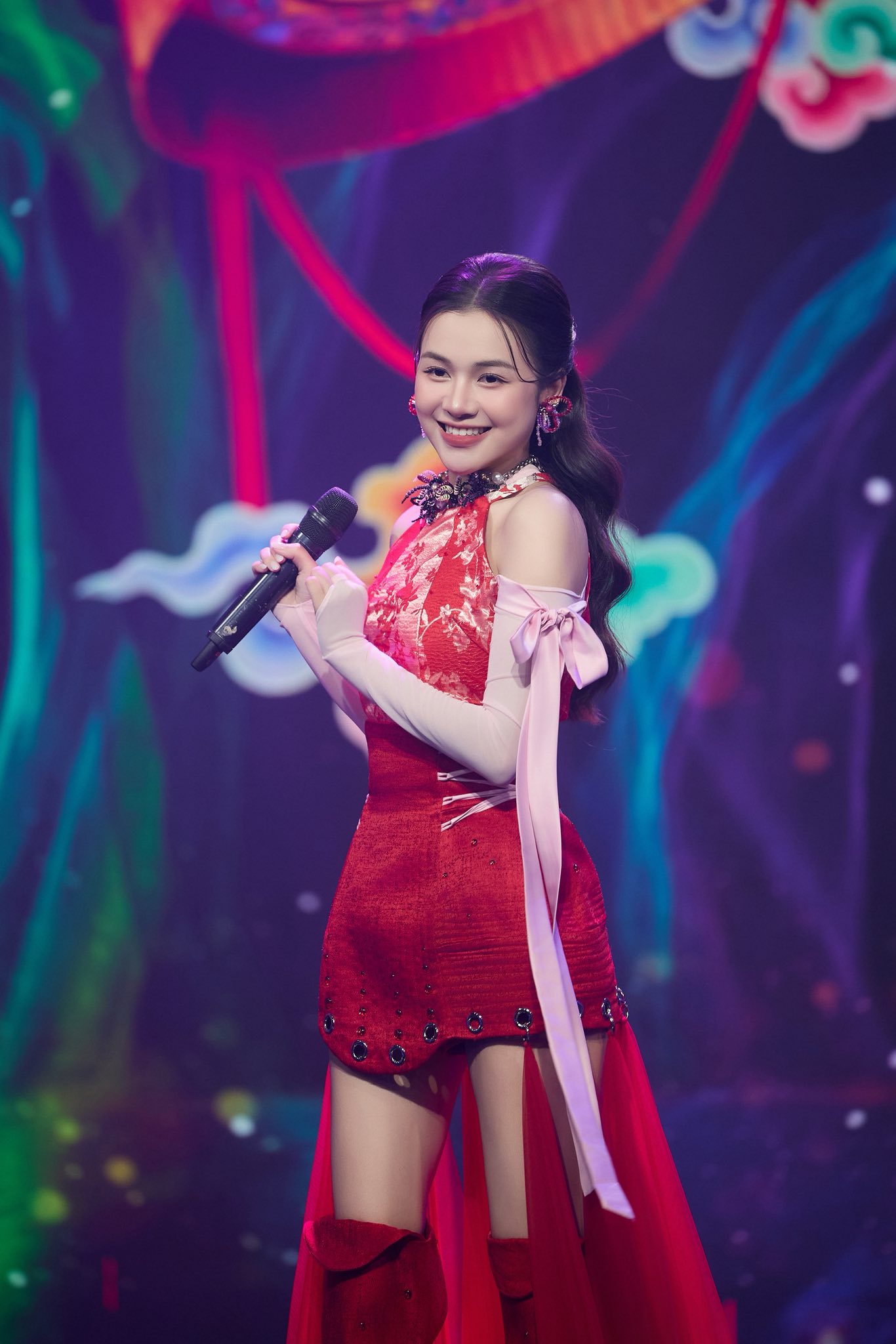 Ca sĩ Vũ Thuỳ Linh