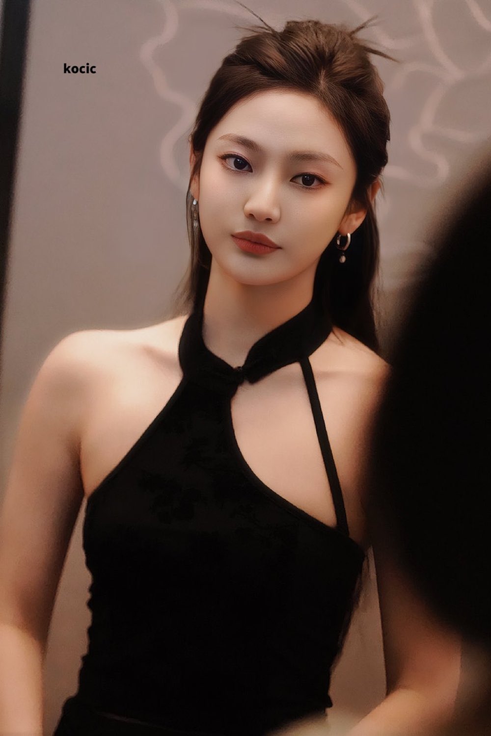 Ningning chính thức debut cùng aespa vào năm 2020 với ca khúc Black Mamba