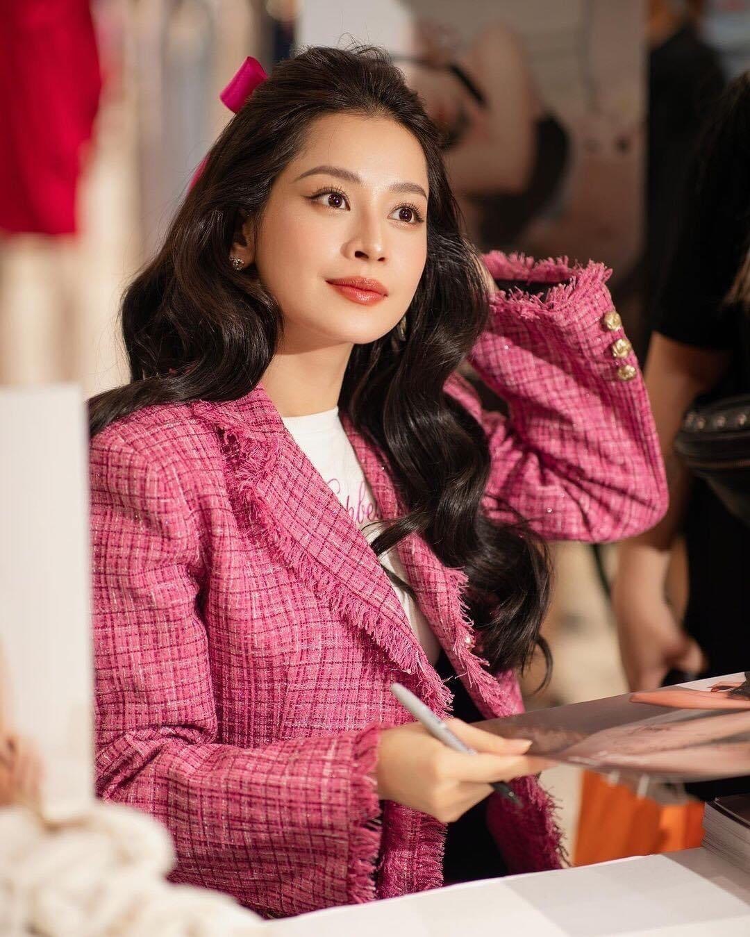 Dòng trạng thái của Chi Pu không đề cập đến ai